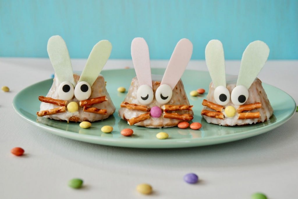 Hasen Einladungskarte für den Kindergeburtstag selber basteln 11 Osterhasen Muffins, Rezept, Ostern, Backen fuer Kinder
