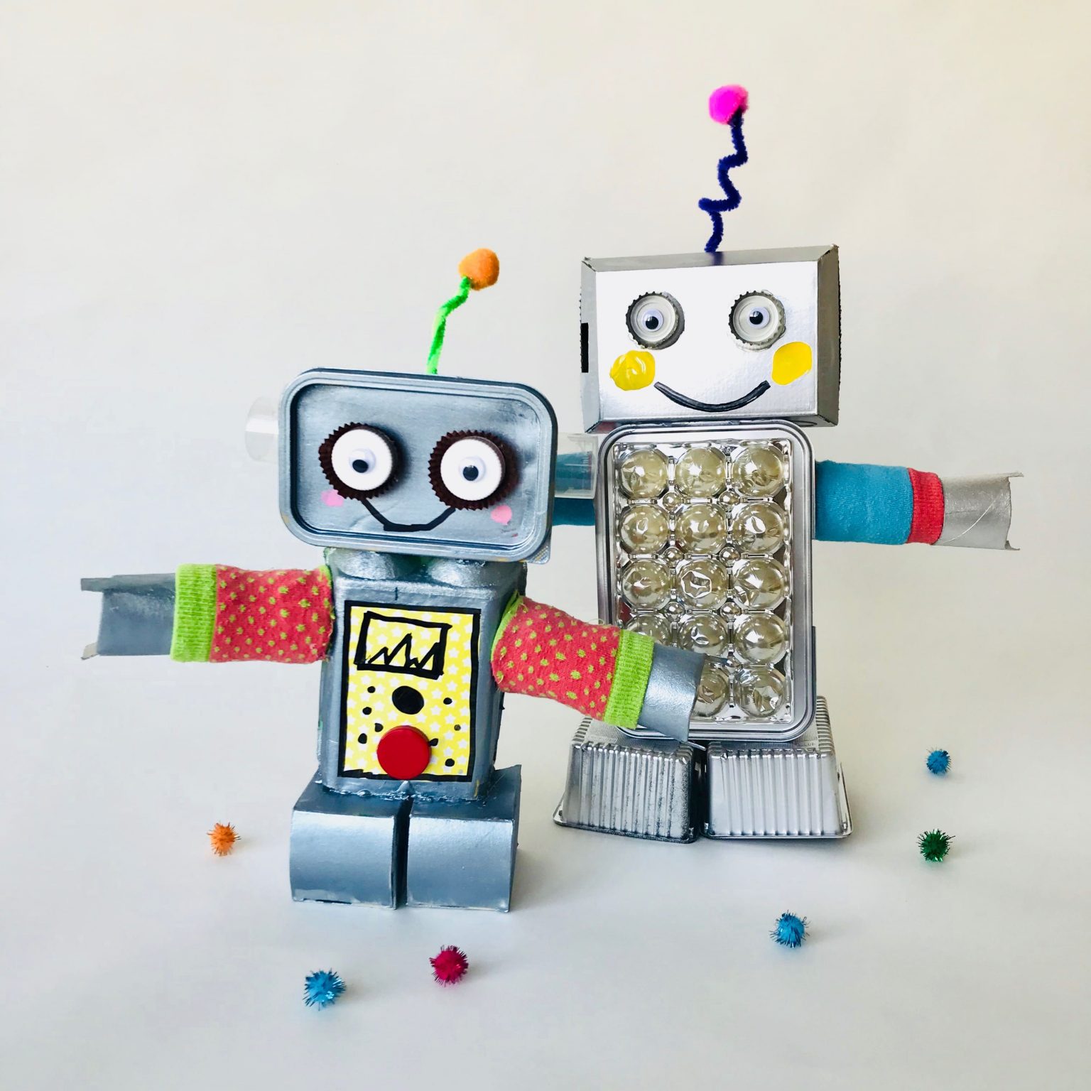 spielzeug aus müll basteln Roboter basteln: Robo „Fridolin“ mit Geheimfach – Heimatdinge