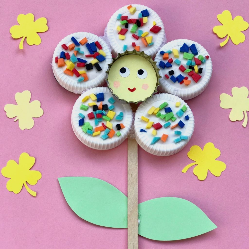  Blumen basteln: 5 einfache Upcycling-Ideen für Kinder – Heimatdinge Motiv 