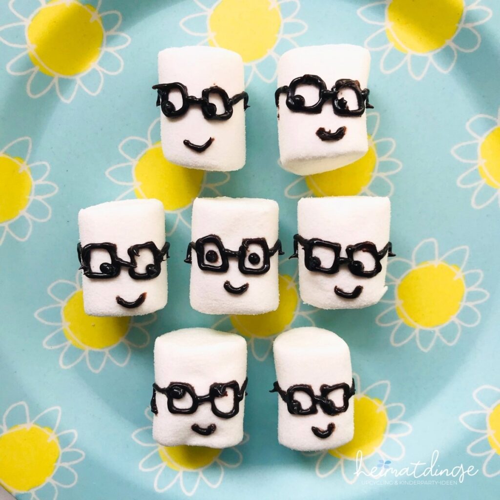Marshmallow Snack für einen Detektiv Geburtstag