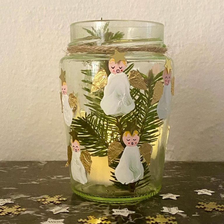 Windlicht zu Weihnachten basteln Engel mit Fingerabdruck Heimatdinge